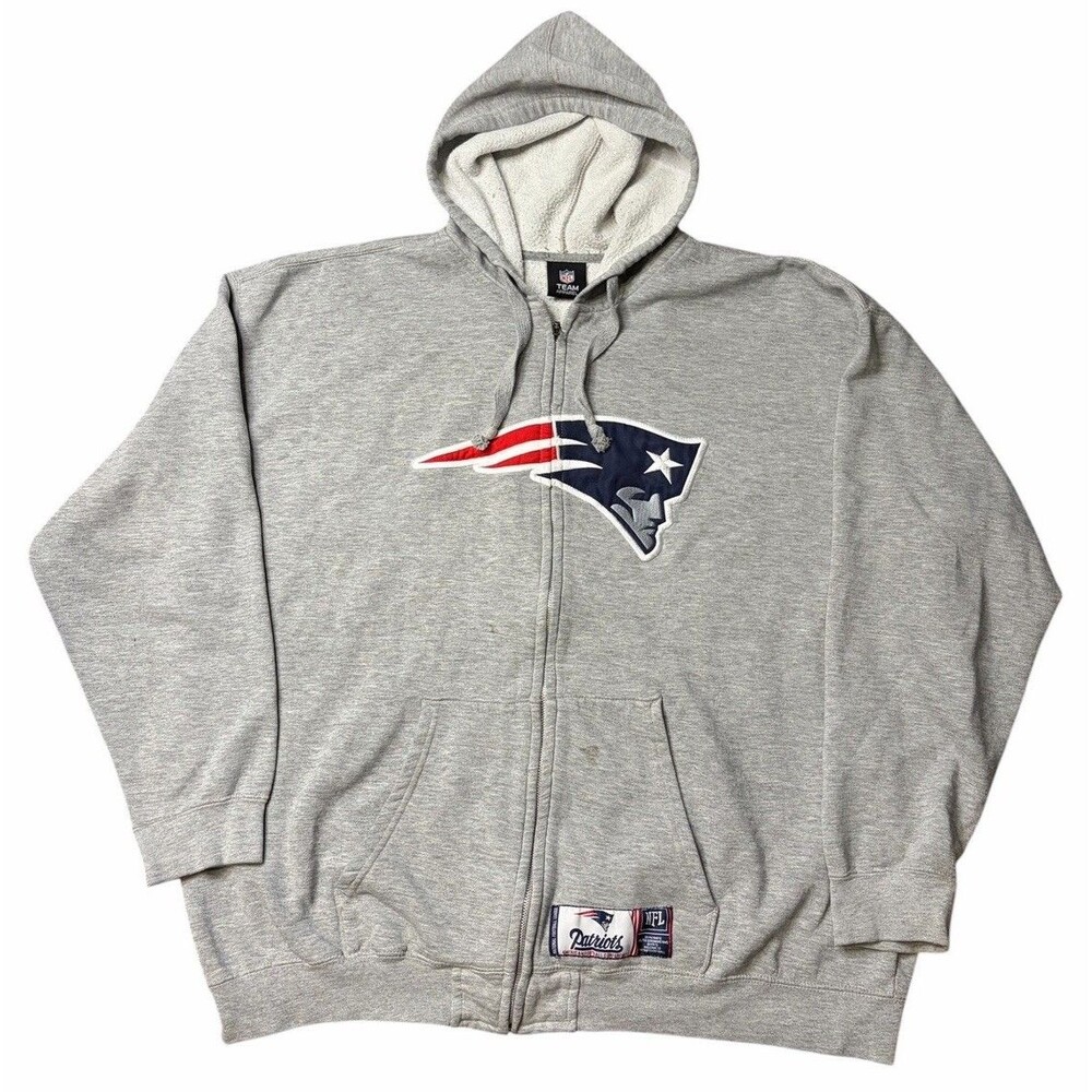 Vintage New England Patriots Embroidered Zip Up Hooded Sweatshirt NFL